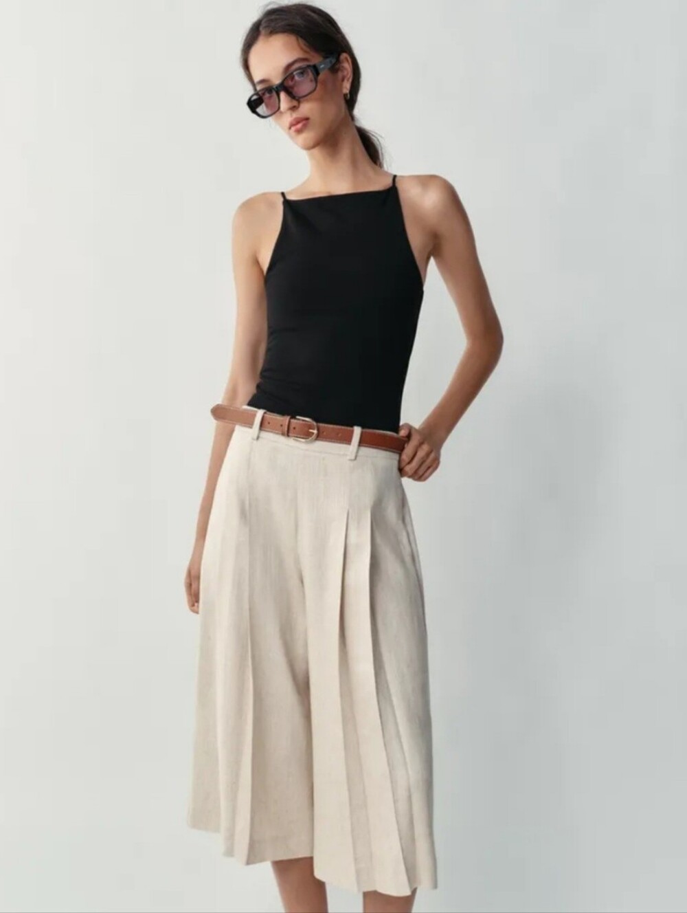 Zara Viscosa Black with ties around the waist Top S